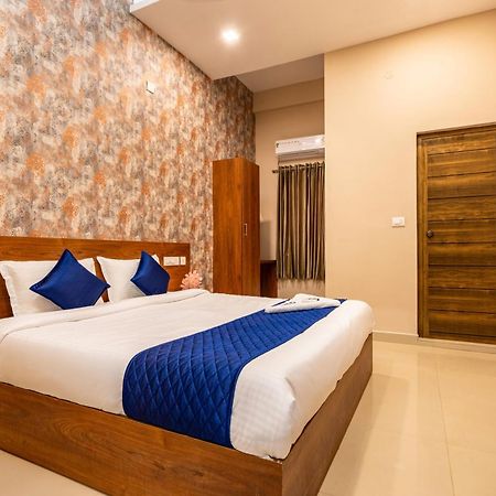 מלון Kochi Yaad Residency מראה חיצוני תמונה